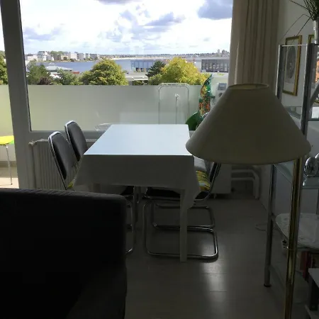 Apartment Ferienwohnung F-4-2