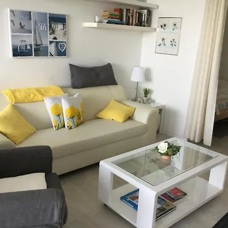 Apartment Ferienwohnung F-4-2 *